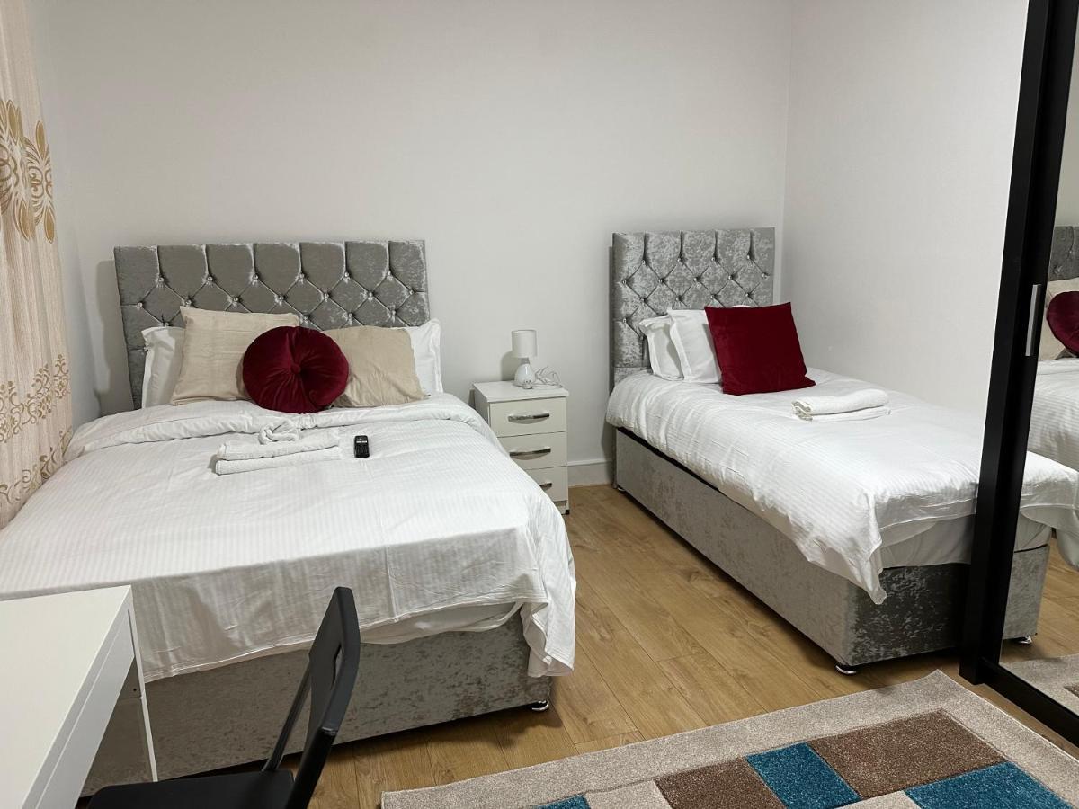 לונדון City Lodge Shadwell מראה חיצוני תמונה