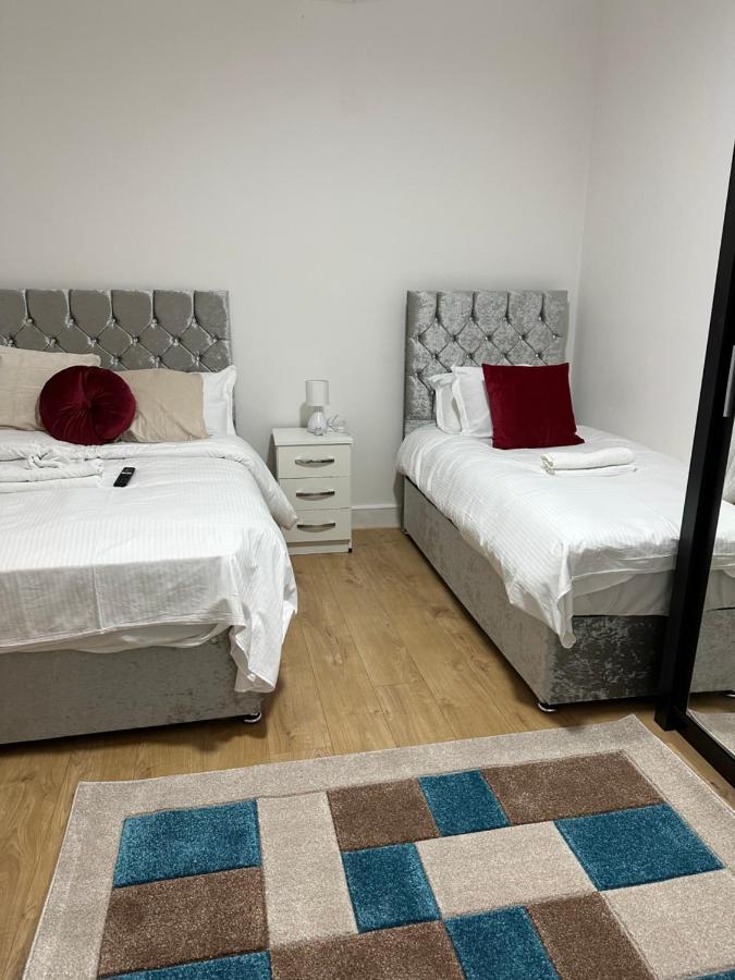 לונדון City Lodge Shadwell מראה חיצוני תמונה