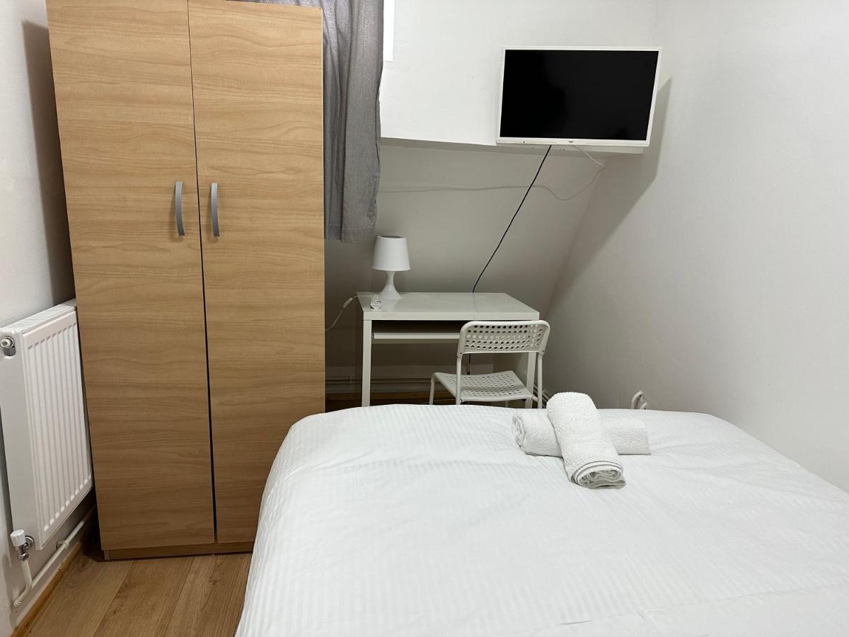 לונדון City Lodge Shadwell מראה חיצוני תמונה