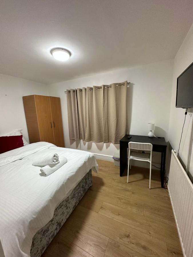 לונדון City Lodge Shadwell מראה חיצוני תמונה